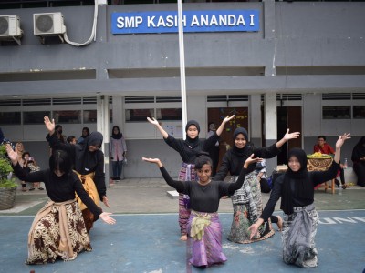 Penampilan Tari dari murid